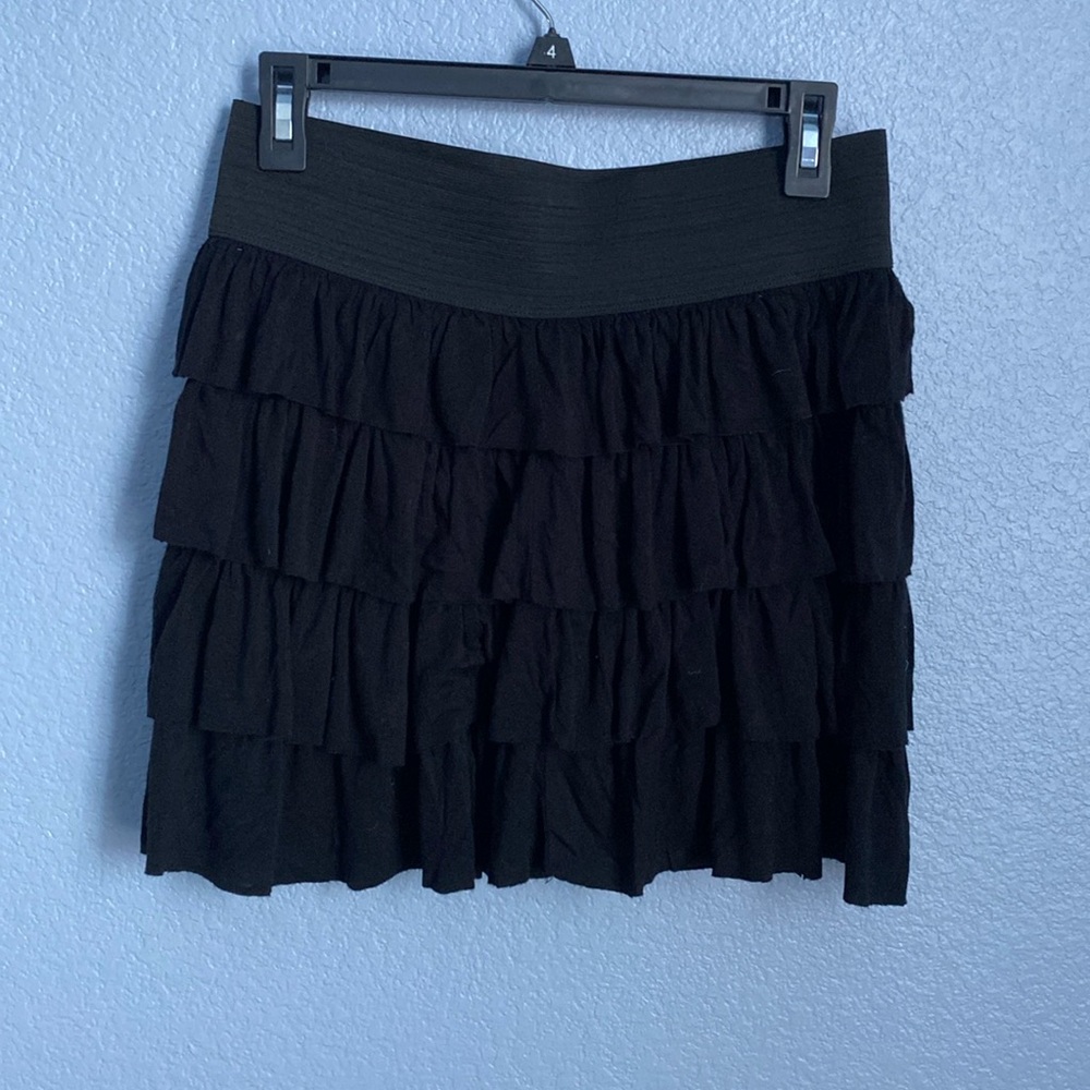 High waisted black ruffle skirt! Never worn.